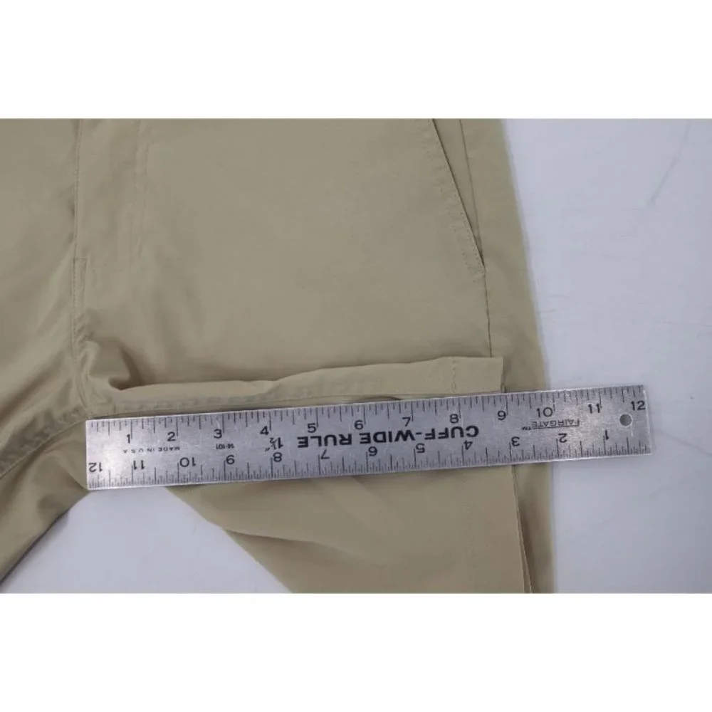 Helly hansen shorts men's small Tokyo 2020 Olympic Obs beige chino 9